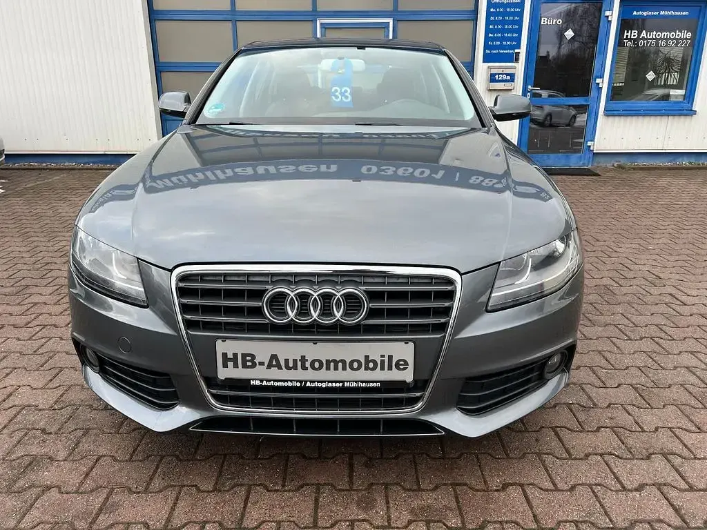 Gebraucht Audi A4 Ambiente 120 PS (88 kW) 2011 Grau Limousine