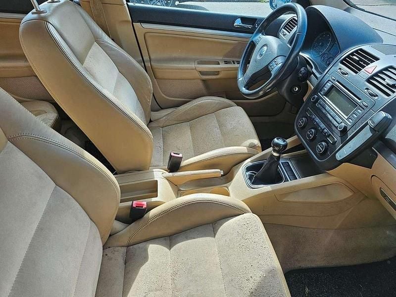 Gebraucht VW Golf Sportline 150 PS (110 kW) 2005 Shadowblue metallic Limousine