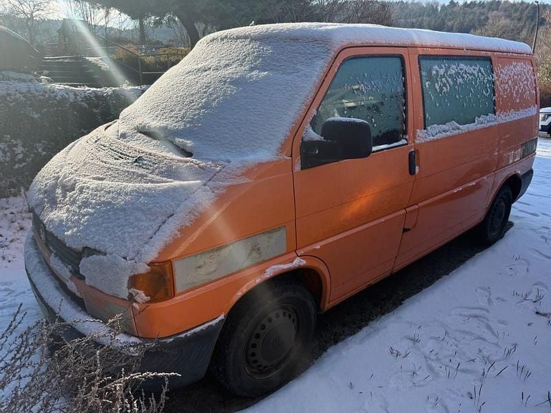 Orange Gebraucht 2002 VW Caravelle Van / Kleinbus | 4.500 € (Guter Preis) - Bild 1/4