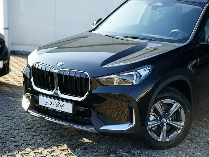Gebraucht BMW X1 Shadowline 150 PS (110 kW) 2026 Schwarz uni SUV