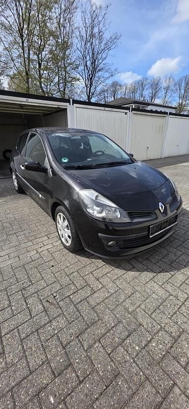 Gebraucht Renault Clio III 88 PS (64 kW) 2006 Schwarz Kleinwagen