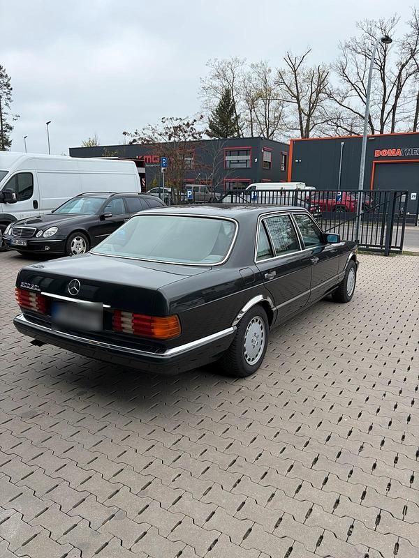 Gebraucht Mercedes 500 251 PS (184 kW) 1990 Schwarz Limousine