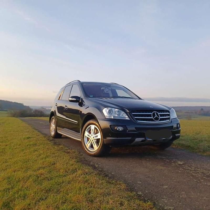 Gebraucht Mercedes ML350 272 PS (200 kW) 2006 Schwarz SUV