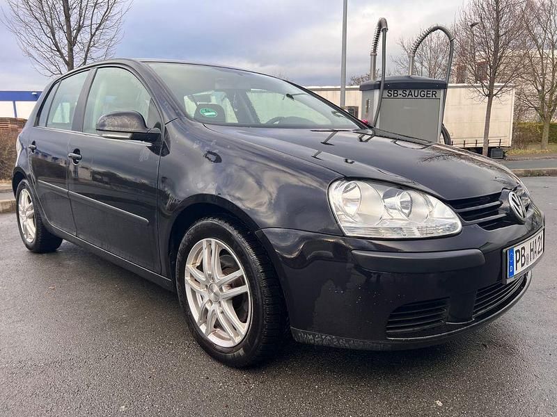 Schwarz Gebraucht 2004 VW Golf Trendline Limousine | 2.300 € (Fairer Preis) - Bild 1/4
