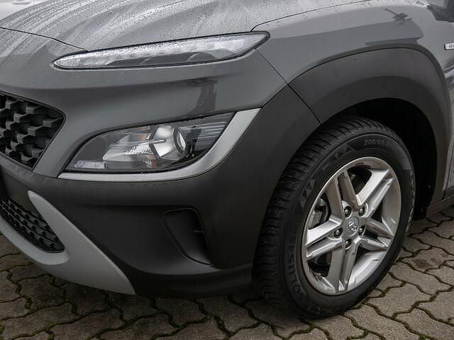 Gebraucht Hyundai Kona Select 120 PS (88 kW) 2022 Grau SUV