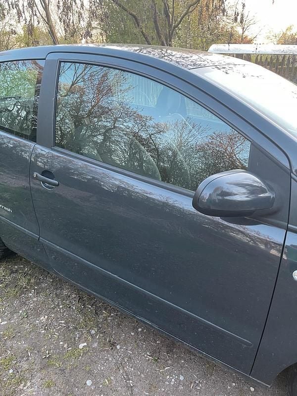 Second-hand VW Fox 55 CP (40 kW) 2009 Gri Hatchback