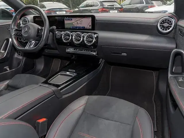 Gebraucht Mercedes CLA220 AMG line 190 PS (139 kW) 2024 Polarweiss  uni Coupé