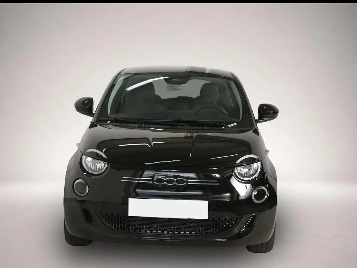 Gebraucht Fiat 500e Icon 69 kW (95 PS) 2023 Manufacturer Limousine