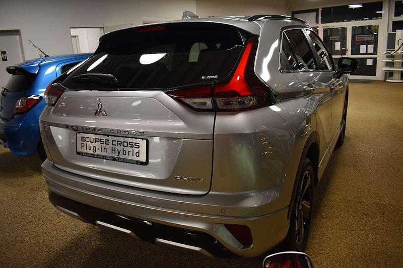 Gebraucht Mitsubishi Eclipse Cross Select 188 PS (138 kW) 2024 Silber SUV