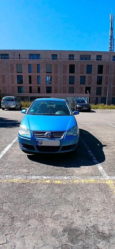 Blau Gebraucht 2005 VW Polo Kleinwagen | 750 € - Bild 1/4