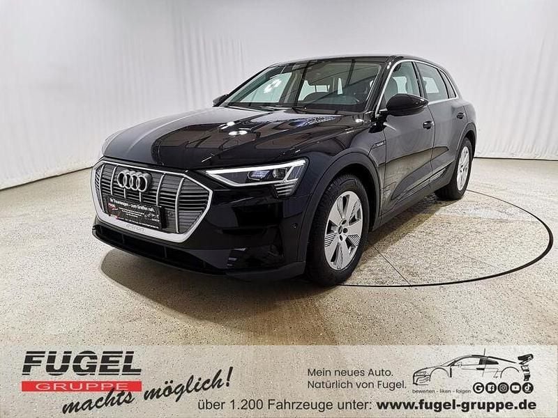 Gebraucht Audi e-tron Comfort 230 kW (313 PS) 2022 Brillantschwarz SUV