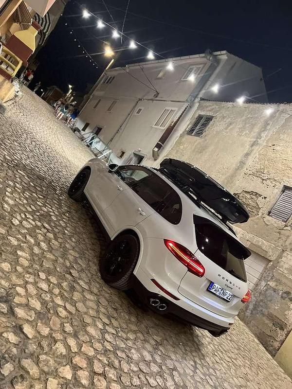 Gebraucht Porsche Cayenne Platinum Edition 262 PS (192 kW) 2018 Weiß SUV