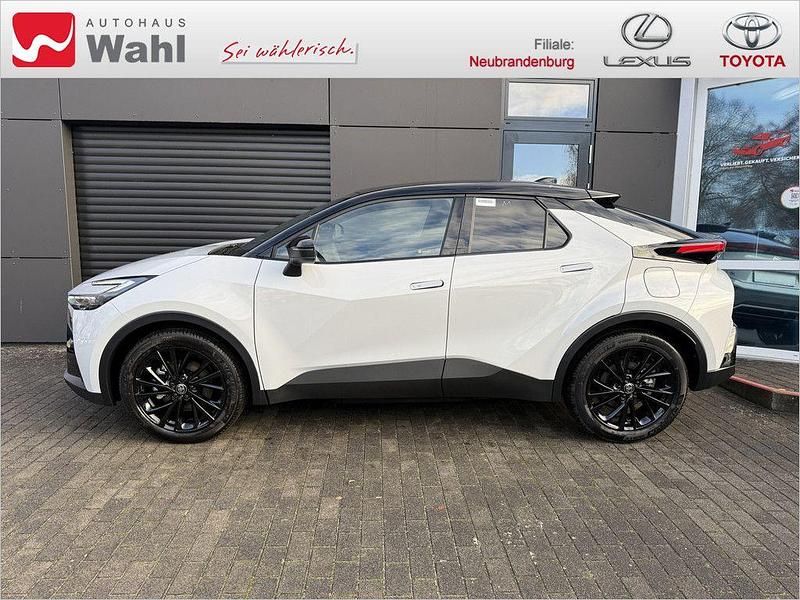 Neu Toyota C-HR Sport 152 PS (111 kW) 2025 Grau SUV