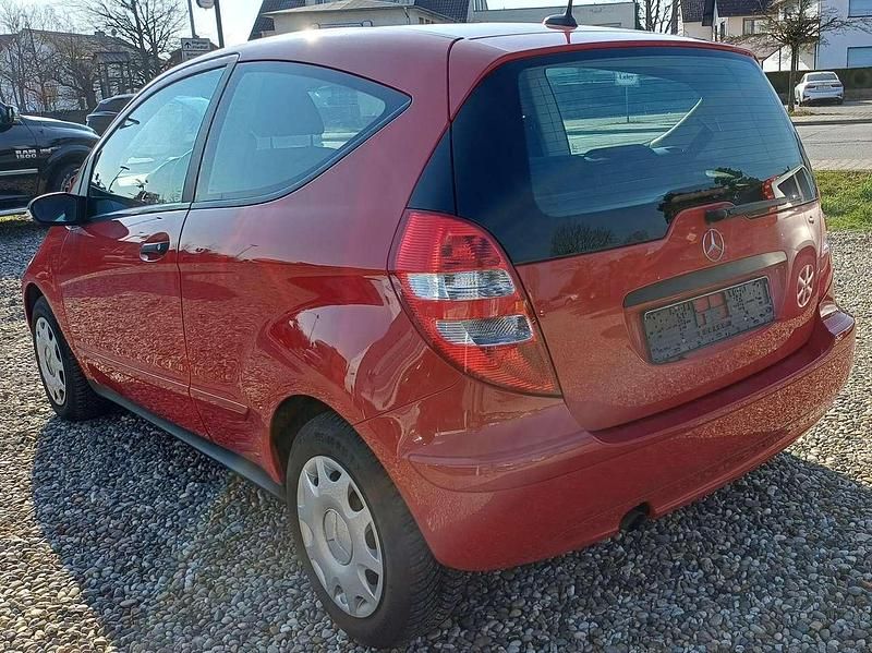 Gebraucht Mercedes A150 95 PS (69 kW) 2006 Jupiterrot  unilack Kleinwagen
