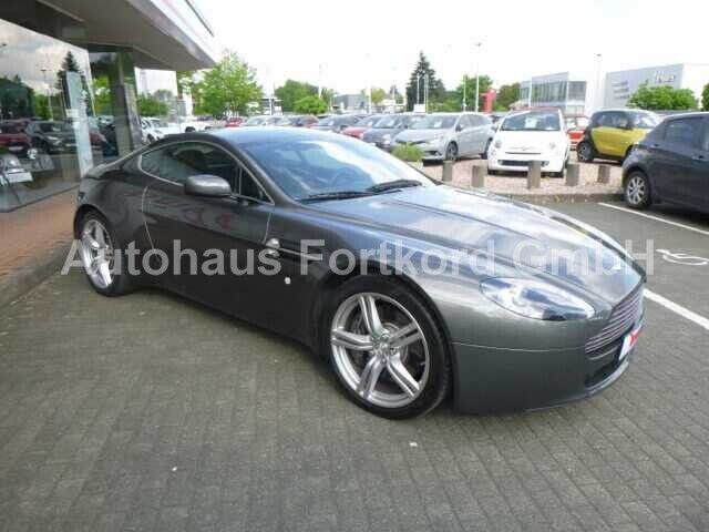 Grau Gebraucht 2006 Aston Martin V8 Vantage Coupé | 49.980 € - Bild 1/3