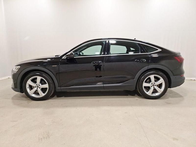 Gebraucht Audi e-tron Sportback Ambiente 230 kW (313 PS) 2022 Brillantschwarz SUV