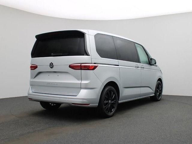 Gebraucht VW Multivan Style 150 PS (110 kW) 2025 Reflexsilber metallic Van