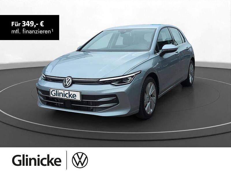 Gebraucht VW Golf VIII Style 150 PS (110 kW) 2025 Oyster silver metallic Limousine