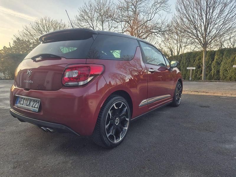 Gebraucht Citroën DS3 Sport Chic 158 PS (116 kW) 2010 Rot Limousine