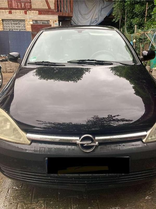 Schwarz Gebraucht 2002 Opel Corsa Limousine | 550 € (Superpreis) - Bild 1/4