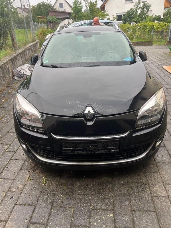 Schwarz Gebraucht 2013 Renault Mégane GrandTour Bose Edition Kombi | 3.800 € - Bild 1/4
