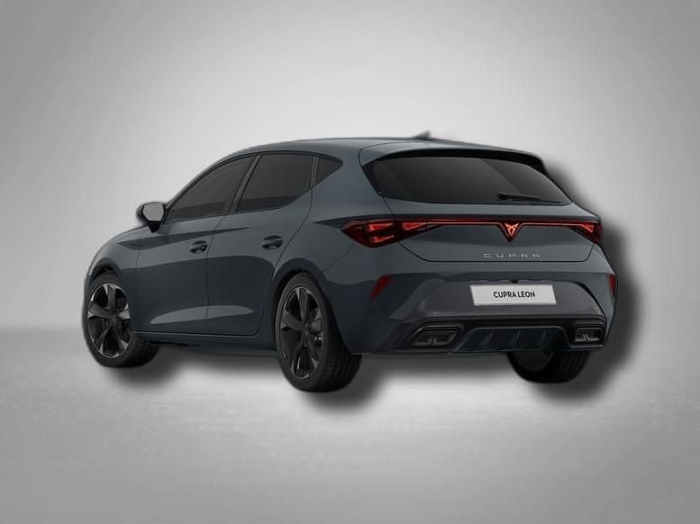 Neu Cupra Leon 150 PS (110 kW) 2025 Fiord blau Limousine