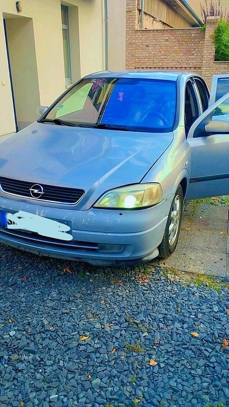 Gebraucht Opel Astra 101 PS (74 kW) 2001 Grau Coupé