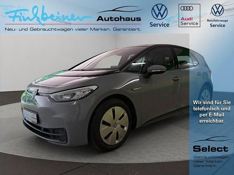 Mondsteingrau, uni Gebraucht 2021 VW ID.3 Pro Performance Kleinwagen | 19.690 € (Guter Preis) - Bild 1/4