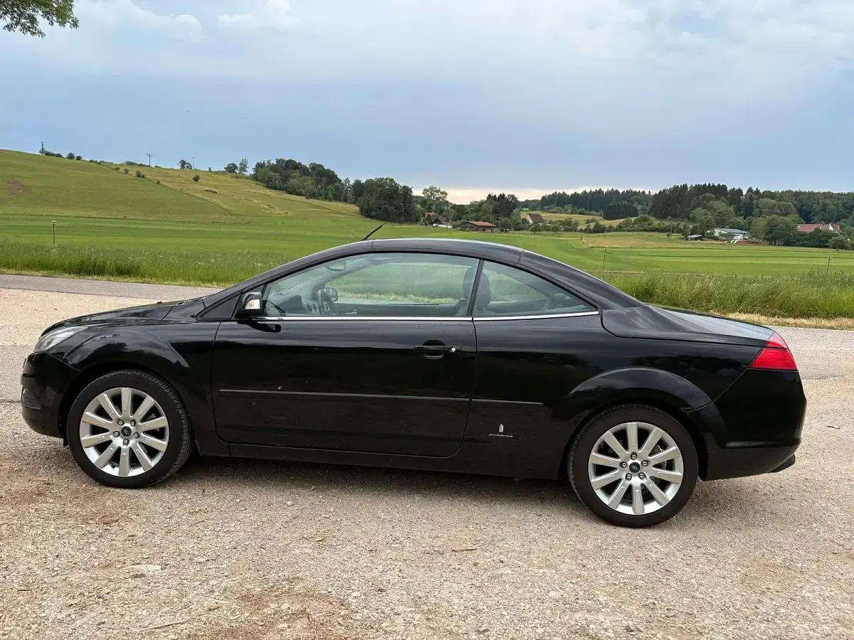 Gebraucht Ford Focus Cabriolet 136 PS (100 kW) 2008 Schwarz Cabrio