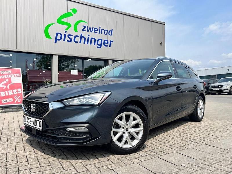 Grau Gebraucht 2021 Seat Leon Style Limousine | 17.990 € (Fairer Preis) - Bild 1/4