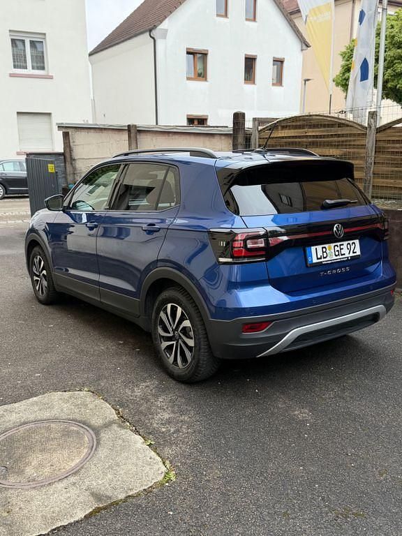 Gebraucht VW T-Cross Active 110 PS (80 kW) 2022 Blau SUV