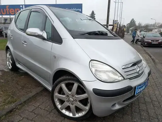 Gebraucht Mercedes A210 AMG 140 PS (102 kW) 2003 Silber Kleinwagen
