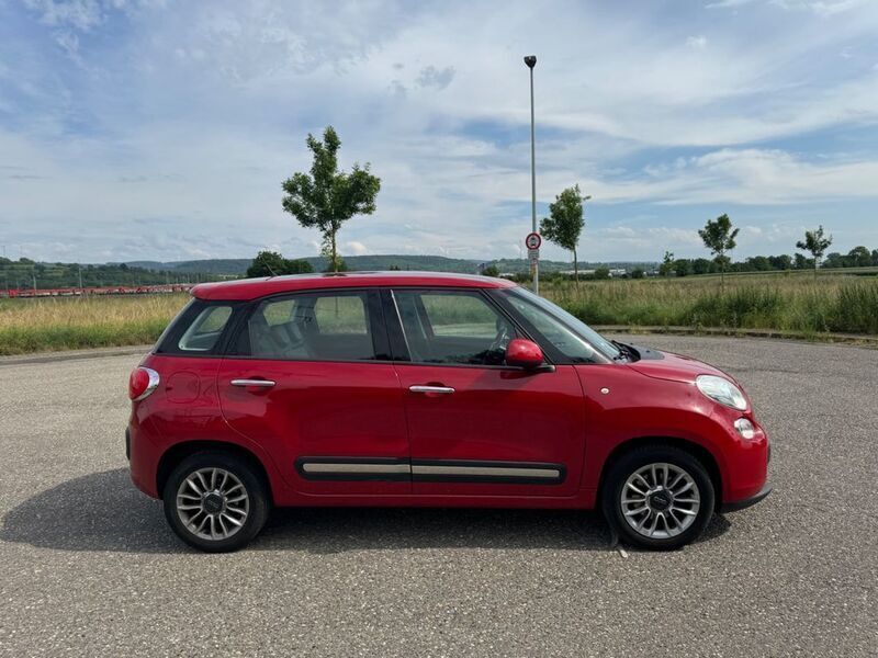 Gebraucht Fiat 500L Lounge 105 PS (77 kW) 2013 Rot Van / Kleinbus