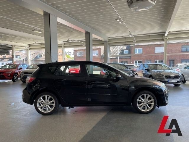 Gebraucht Mazda 3 Active Plus 105 PS (77 kW) 2011 Schwarz (metallic) Kleinwagen