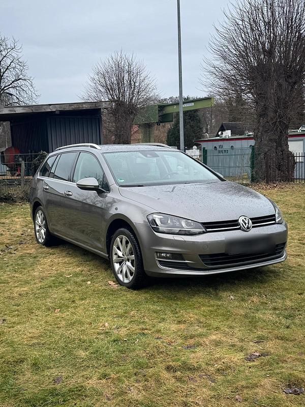 Gebraucht VW Golf VII Highline 150 PS (110 kW) 2014 Kombi
