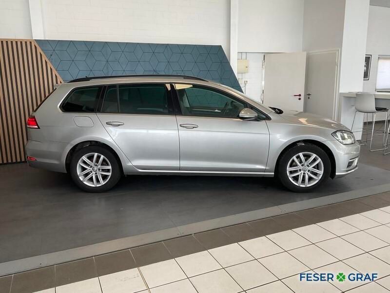 Gebraucht VW Golf VII Comfortline 150 PS (110 kW) 2019 Silber Kombi