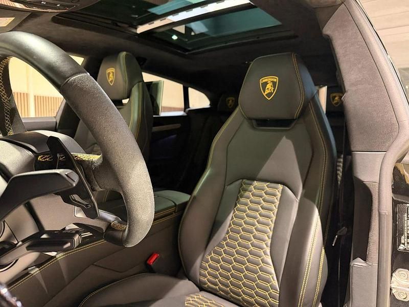 Gebraucht Lamborghini Urus 650 PS (478 kW) 2021 Gelb SUV