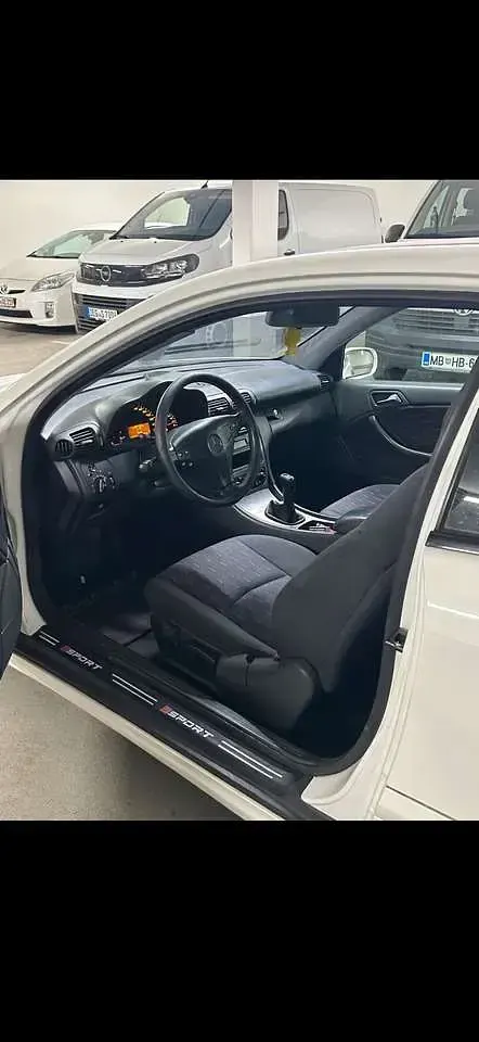 Gebraucht Mercedes C200 163 PS (119 kW) 2002 Coupé