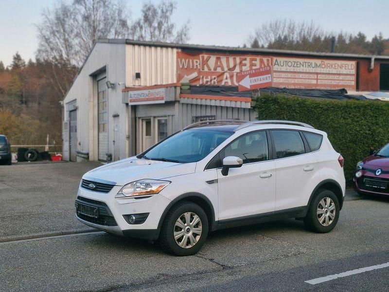Gebraucht Ford Kuga Trend 140 PS (102 kW) 2011 Weiß SUV