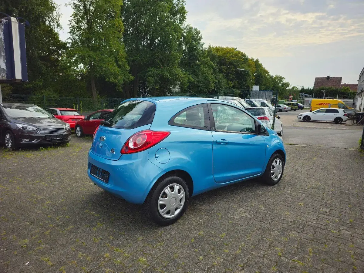 Gebraucht Ford Ka Trend 75 PS (55 kW) 2011 Blau Kleinwagen
