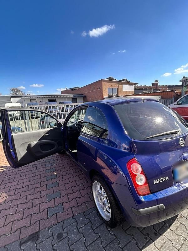 Gebraucht Nissan Micra 81 PS (59 kW) 2004 Blau Kleinwagen