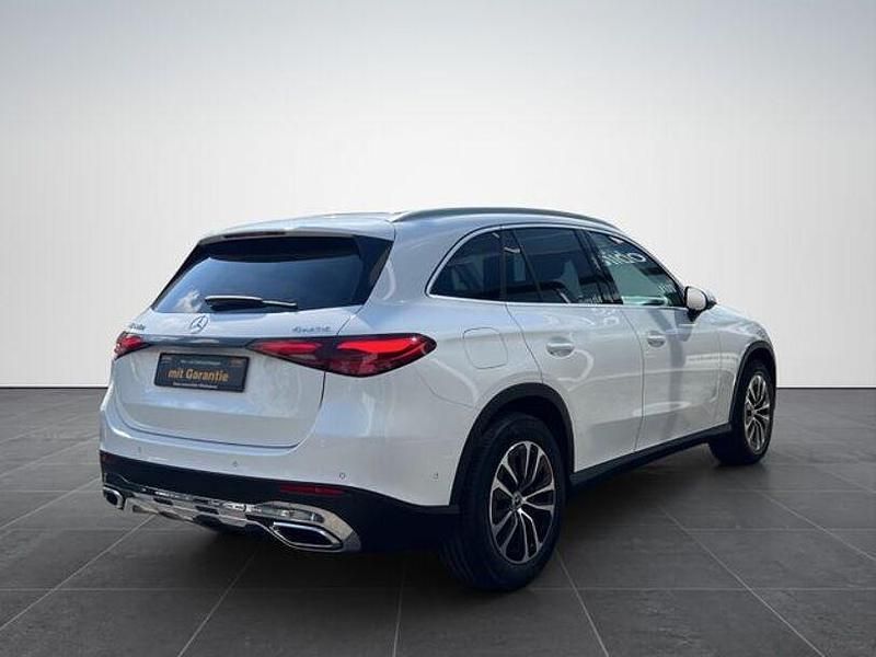 Gebraucht Mercedes GLC220 96 PS (70 kW) 2020 Schwarz Limousine