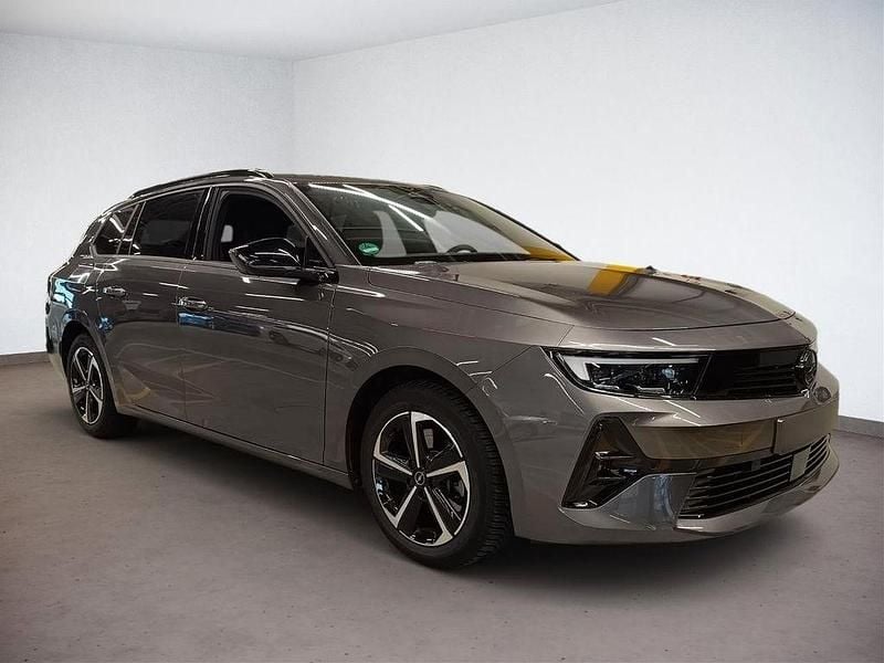 Gebraucht Opel Astra 131 PS (96 kW) 2024 Grau Kombi