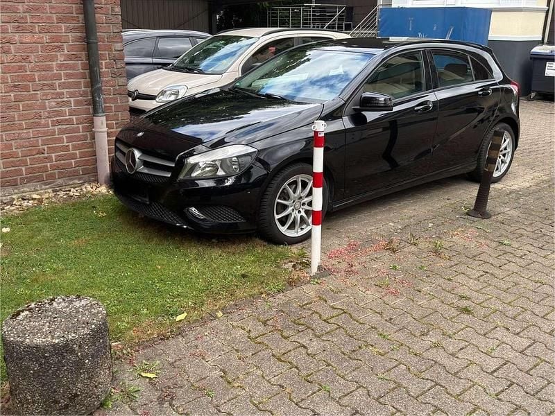 Gebraucht Mercedes A220 170 PS (125 kW) 2013 Schwarz Kleinwagen