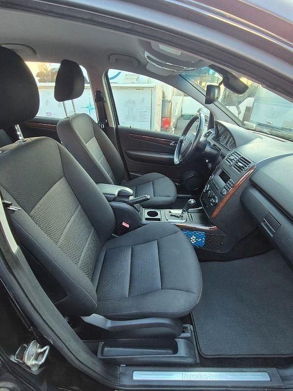 Gebraucht Mercedes A180 Elegance 109 PS (80 kW) 2008 Schwarz Van / Kleinbus
