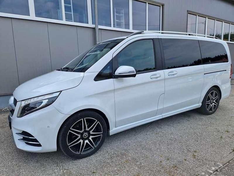 Gebraucht Mercedes V300 239 PS (175 kW) 2020 Weiß Van / Kleinbus