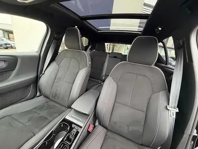Gebraucht Volvo XC40 120 PS (88 kW) 2025 SUV