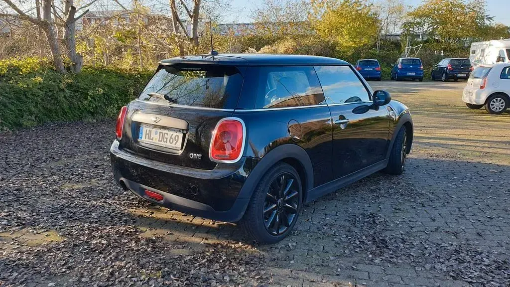Occasion Mini ONE 102 PK (75 kW) 2017 Zwart Hatchback