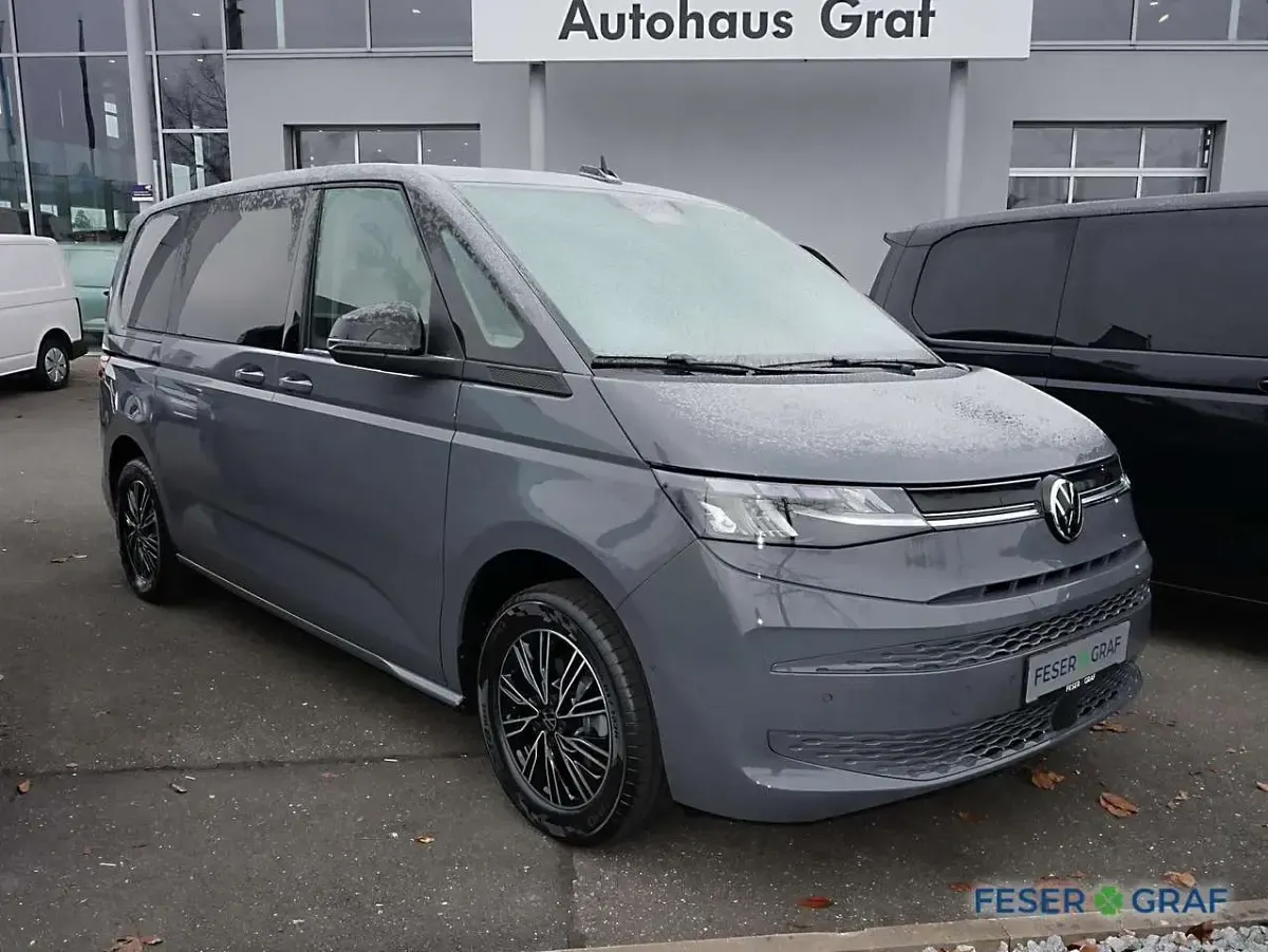 Neu VW Multivan Life 150 PS (110 kW) 2026 Pure grey Van / Kleinbus