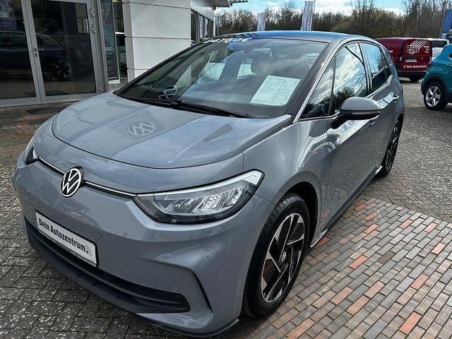 Gebraucht VW ID.3 Pro Performance 150 kW (204 PS) 2023 Mondsteingrau Kleinwagen